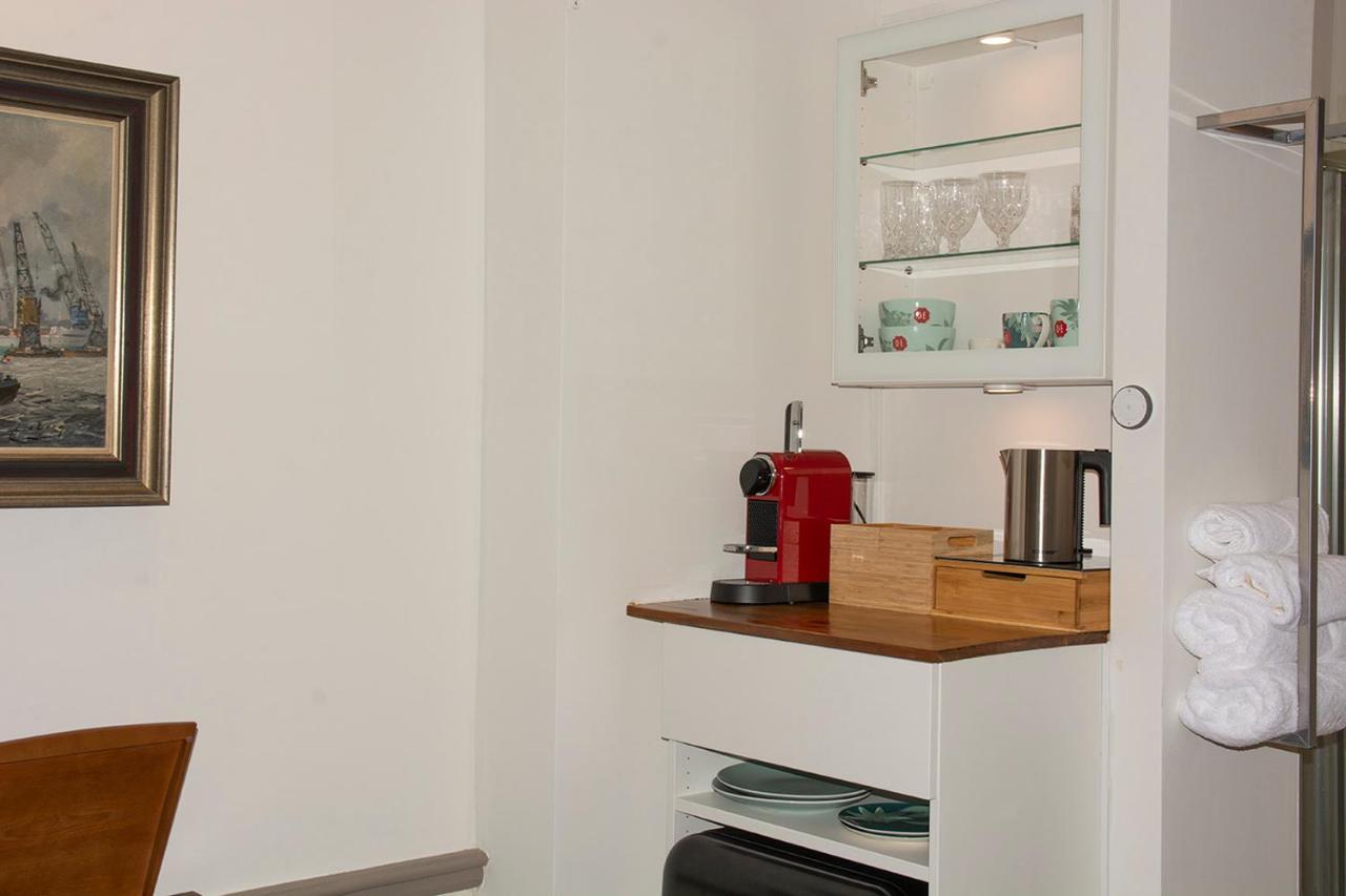 B&B Belle Chambre - Luxe In Art Deco Stijl ดอร์เดรคท์ ภายนอก รูปภาพ